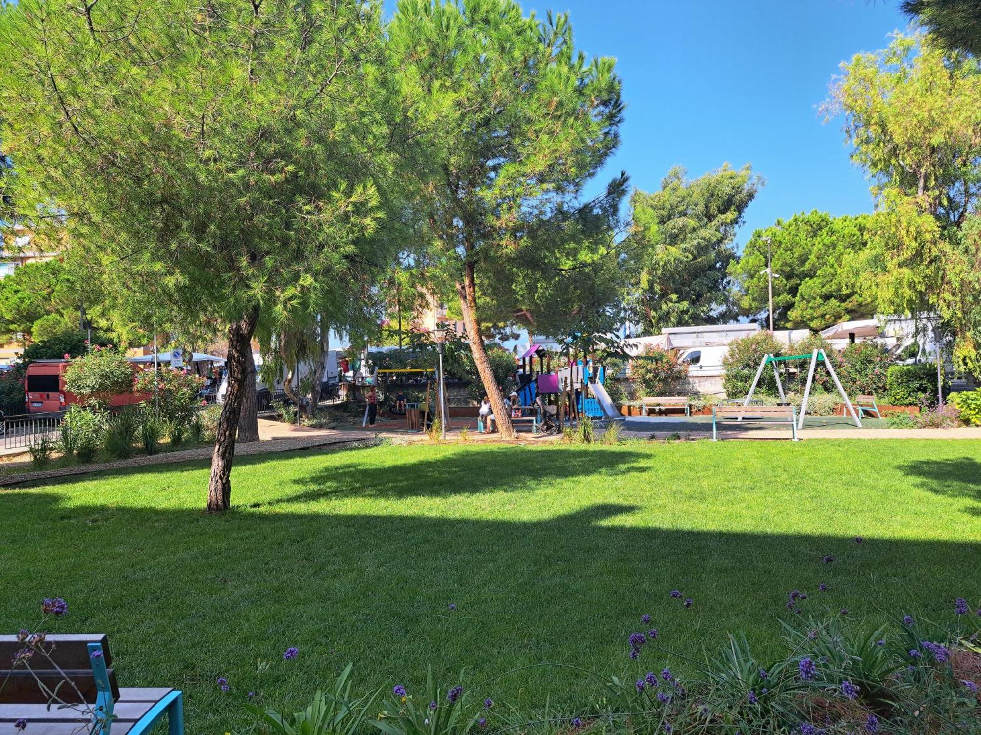 Appartamento - Terrazzo Vivibile Vista Mare, Wi-Fi Gratuito ヴァッレクロージア エクステリア 写真