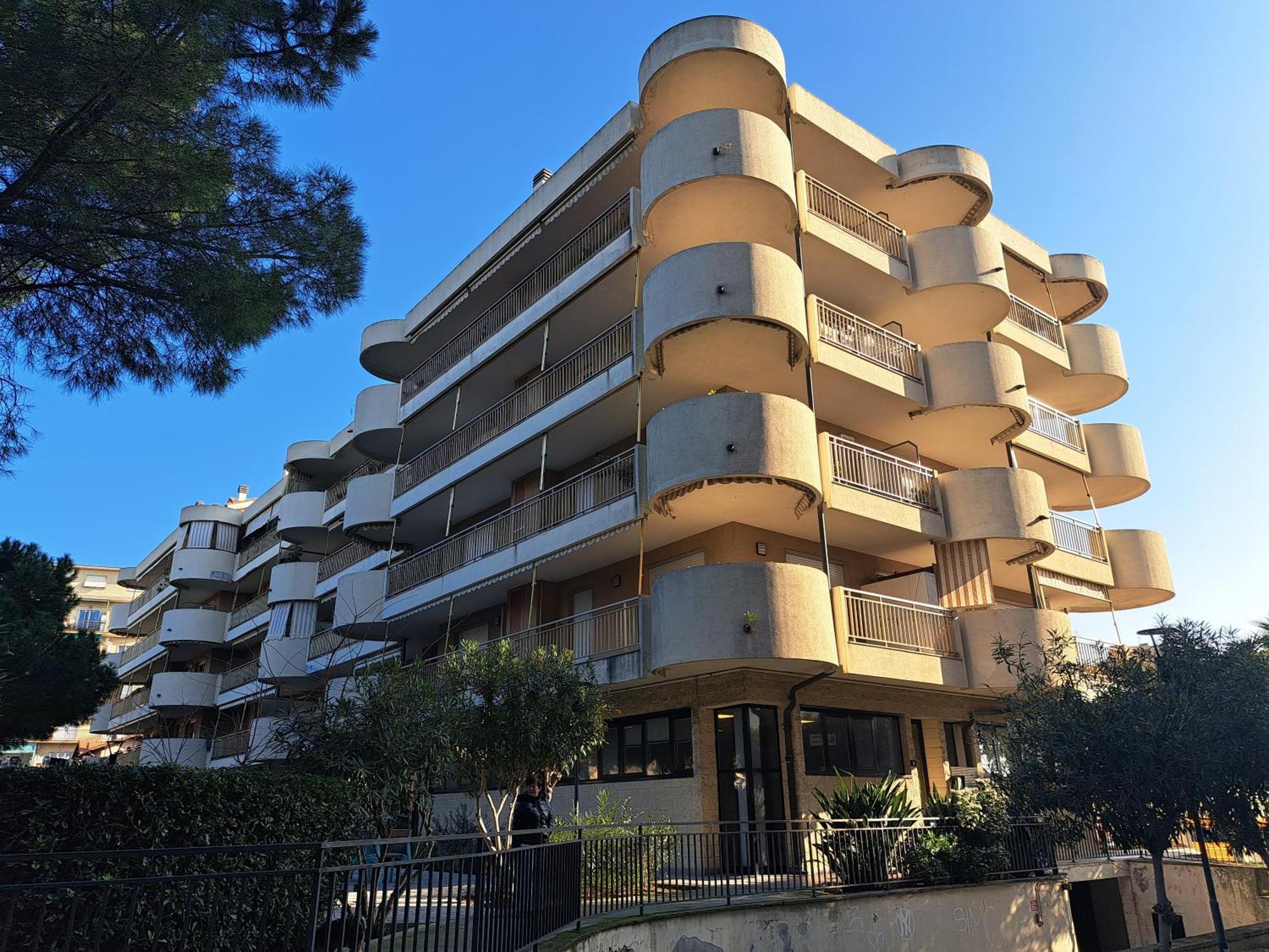 Appartamento - Terrazzo Vivibile Vista Mare, Wi-Fi Gratuito ヴァッレクロージア エクステリア 写真